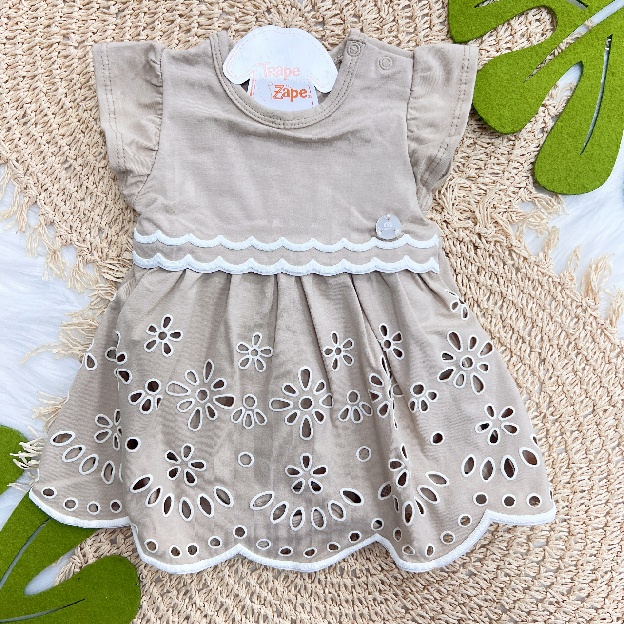 Vestido com Body em Lese Flores - Areia